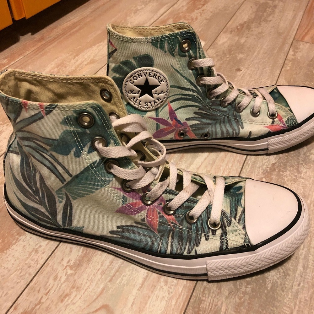 Green Tropical Print Converse All-Stars Sneakers